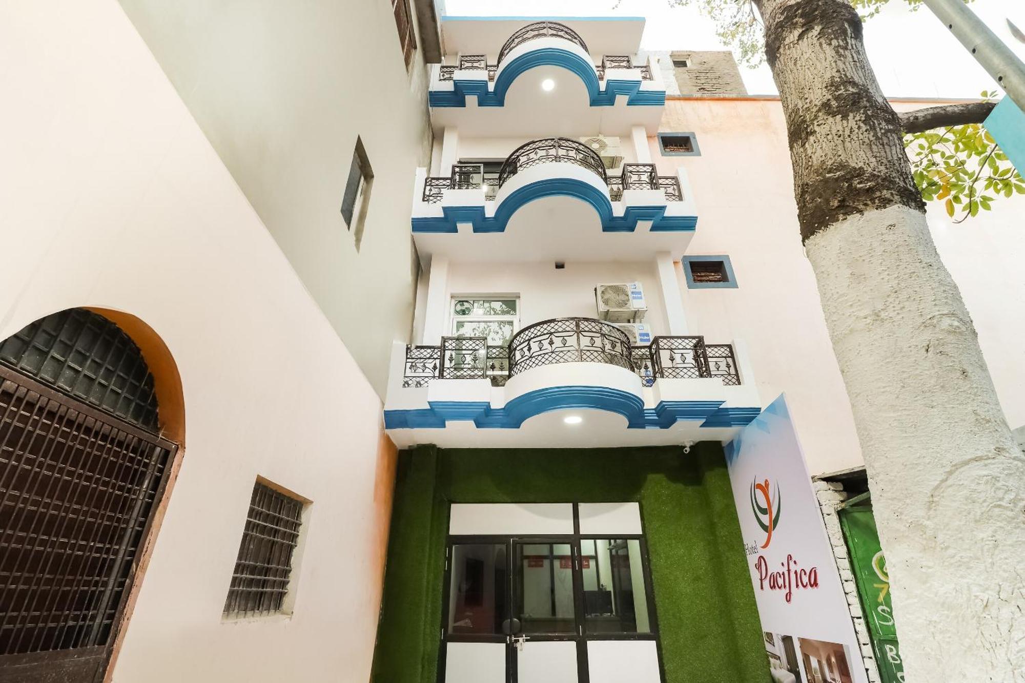Oyo Pacifica Near Phoenix United 3* Lucknow