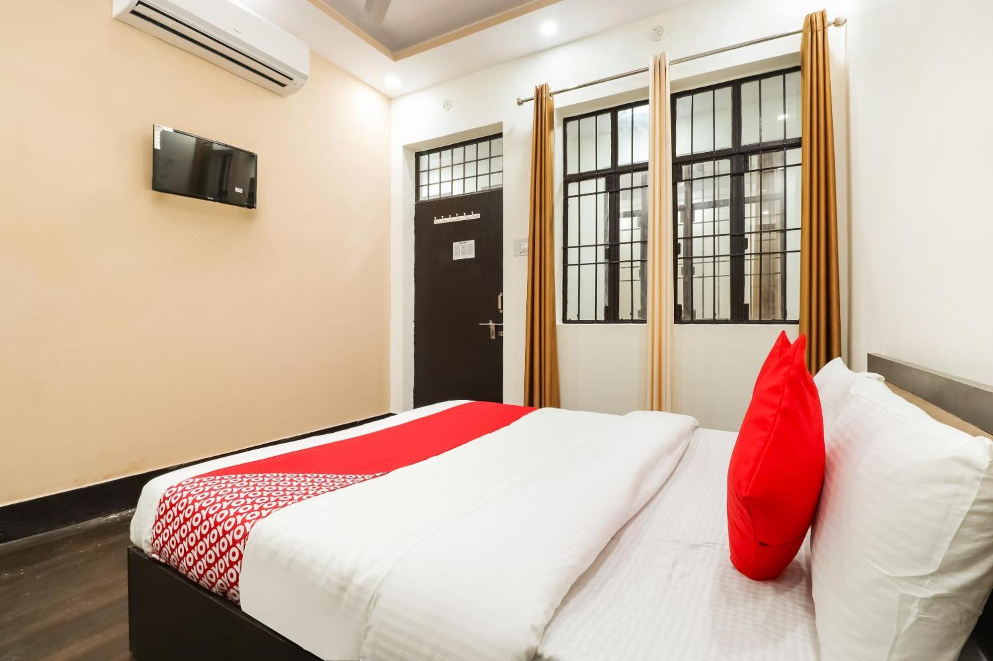 Oyo Pacifica Near Phoenix United 3* Lucknow